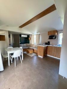 Mobil-Home 6 personnes proche plage