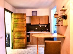 F17 triplex très proche de la lagune Pour famille seulement et Pour 6 adultes