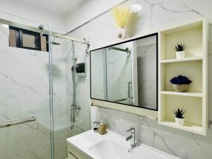 01 - Double Queen Room w Pool & Secure Stay