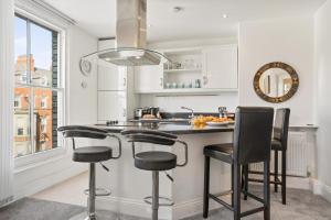 2 Bed in Whitby oc-w026