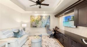 Pool Beach & Stunning Views