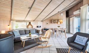 VE418-Vejers-Strand-Risvej-19