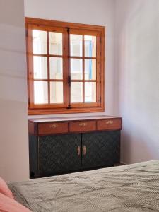 Casa Del Angel 2, Cosy 2 bed apartment,150m from Playa Los Locos plus beautiful swimming pool