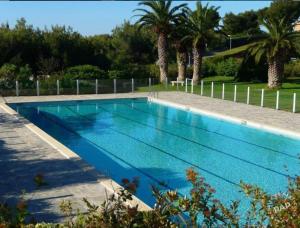 Face a la mer Cassis