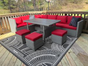 Unique stay in Gaithersburg with Baby Grand Piano, Fire Pit, and BBQ