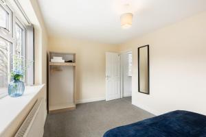 Birmingham Estate by Prime Stays - Detached 4 Bedroom with Driveway & Garden - Central Location
