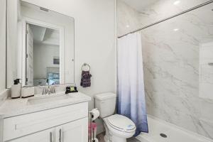 Coral Oasis Pet Friendly, SPA Pool on Freshwater Canal