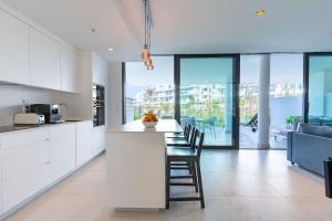 Higuerón West Garden Apartment