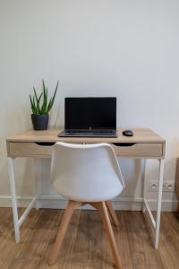 Le Green Cosy, T1 design, fibre, parking proche gratuit, 2 Voyageurs