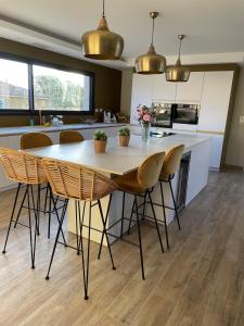 villa du canal 3 chambres piscine 175 m2