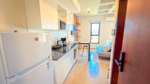 Civis Jardinia Sky Studio 4B Pool & Sauna