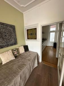 Job Baster Kraanplein - De Goudvis