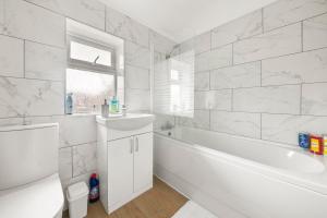 Central Reading,Free Parking, Business & Leisure