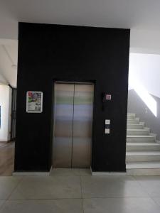 Modern 2BR with Pool - Nyali, City Mall