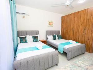 Modern 2BR with Pool - Nyali, City Mall