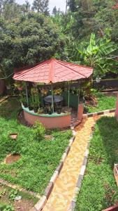 Sr Ndege Sweet Home