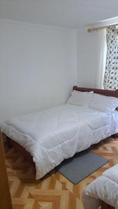 Sr Ndege Sweet Home