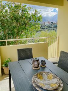 Pnoe House Crete