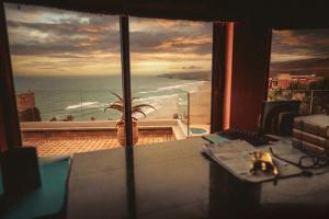 The Hedonist Sanctuary Stunning seafront Villa