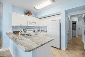 Tropic Isles 302