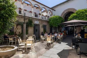 Alcázares Apartment in Historic Center Córdoba