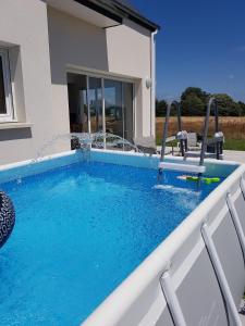 Charmante maison récente Piscine Proche plages