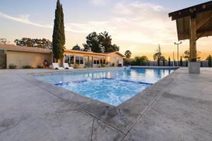 Private Beach Volleyball Pool Retreat