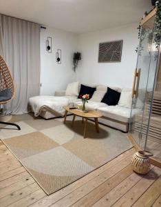 Wood Spa Wellness Suite mit Whirlpool & Sauna nahe Göttingen