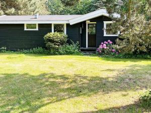 6 person holiday home in Gilleleje-By Traum