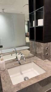 Lovely Canary wharf Apartment - Long stay