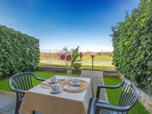 Quiet Retreat Near Rome and Tivoli Baths