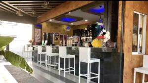 KandiTower, Private Wi-Fi 300MB Netflix 1 Bedroom- Free Housekeeping