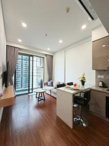 Luxury Serviced Apartments in Vinhomes Ocean Park 1- Mami Housing
