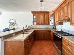 Charming Mexican Townhome Pool Access #01