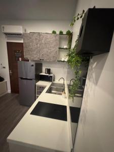 Utopia Naiharn by Fred&Com Phuket