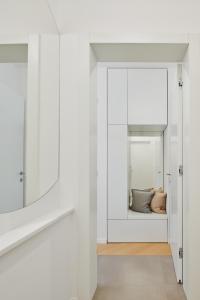 Vibrant downtown studio with balcony