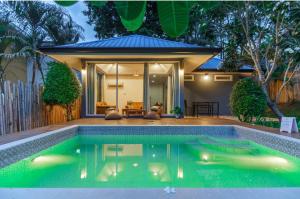 Mondara Villa and Glamping
