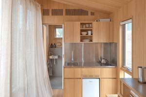 Lake Eildon Cabin with Lake Views, Plunge Pool & Outdoor Cinema