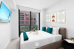 Downtown Gem 75 Pool with Luxury 1BR 2BA