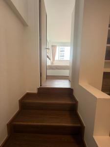 Condominium neuf avec piscine et sauna à Hua Hin, idéal long séjour Logement neuf