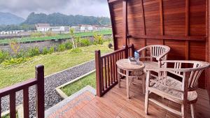 Arkatama Lumbung Bali Kintamani with Lake View