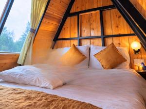 Rocky Top Retreat By StayApart