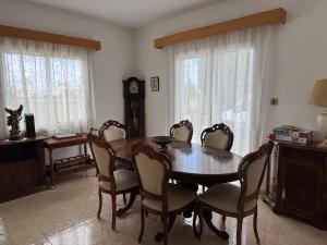 White Rose Villa