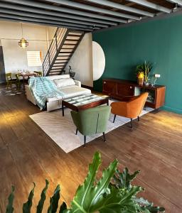 1930 Loft Kampot