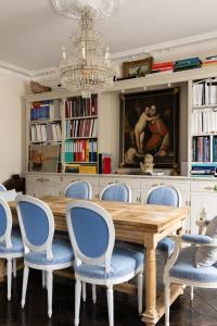 Chic Paris Flat with Balcony & Park Views