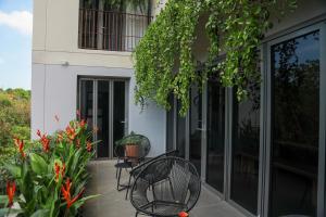 Ozonizia Family Suites Mai Khao Phuket Yacht Haven