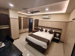Anand Regency Majestic