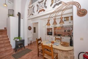 Astrelis Emerald Villa - Cozy house close to nature