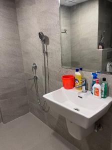 Stayverse noida