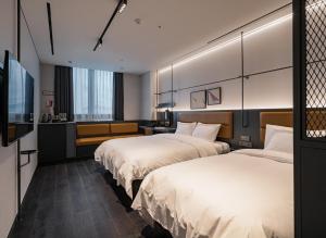 L7 CHUNGJANG by LOTTE HOTELS, formerly Ramada Plaza by Wyndham Chungjang